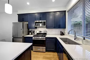 5723 S Kelly Ave, Portland, OR 97239 - Photo 12