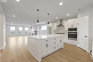 12171 SW Autumnview St, Tigard, OR 97224 - Photo 20