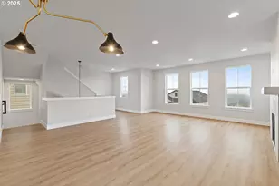 12171 SW Autumnview St, Tigard, OR 97224 - Photo 16