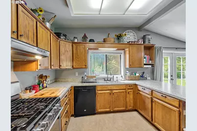 34846 S Dickey Prairie Rd #1, Molalla, OR 97038 - Photo 8