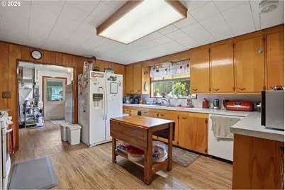 48974 SE Fairview St, Mill City, OR 97360 - Photo 8