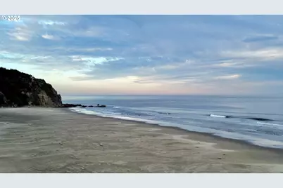 88300 Pacific Surf Ln, Bandon, OR 97411 - Photo 34