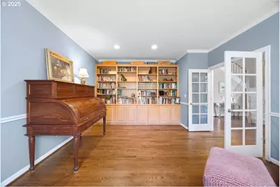 1093 Tyndall Ct, Lake Oswego, OR 97034 - Photo 24