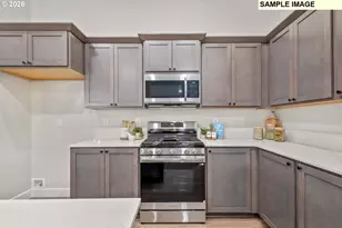 885 E Kinsley Ave, Hermiston, OR 97838 - Photo 12