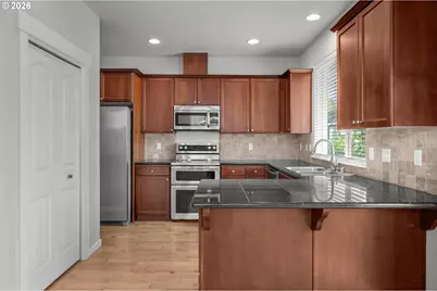 2037 SE Centurion Way, Gresham, OR 97080 - Photo 8