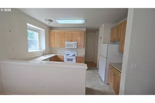 4518 SW 11th St, Gresham, OR 97080 - Photo 8