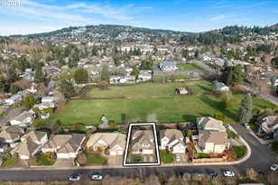 12021 SE Summer Pl, Clackamas, OR 97015 - Photo 46