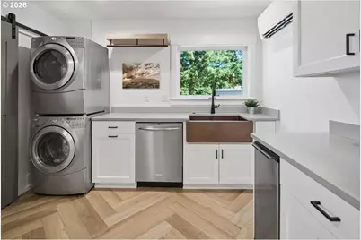 2010 SW Schaeffer Rd, West Linn, OR 97068 - Photo 24