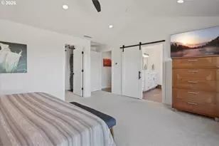 2010 SW Schaeffer Rd, West Linn, OR 97068 - Photo 18