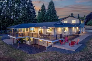 2010 SW Schaeffer Rd, West Linn, OR 97068 - Photo 2