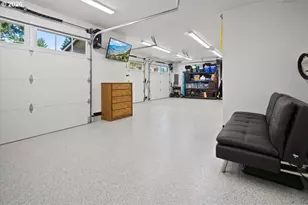 2010 SW Schaeffer Rd, West Linn, OR 97068 - Photo 32