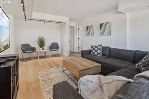 2010 SW Schaeffer Rd, West Linn, OR 97068 - Photo 36