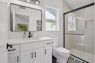 2010 SW Schaeffer Rd, West Linn, OR 97068 - Photo 30