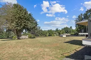 2010 SW Schaeffer Rd, West Linn, OR 97068 - Photo 46