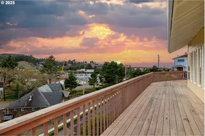 60 SE Cook Ave, Depoe Bay, OR 97341 - Photo 22