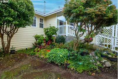 60 SE Cook Ave, Depoe Bay, OR 97341 - Photo 4