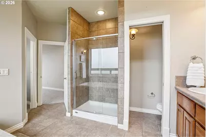 49 Essex Dr, Kelso, WA 98626 - Photo 16