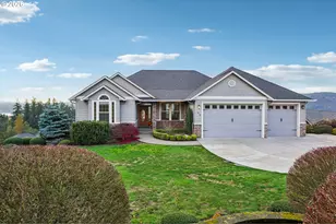 49 Essex Dr, Kelso, WA 98626 - Photo 4