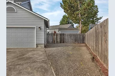 1250 Horizon Ridge Ct NE, Keizer, OR 97303 - Photo 4
