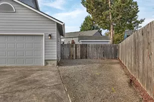 1250 Horizon Ridge Ct NE, Keizer, OR 97303 - Photo 4
