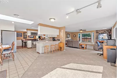 128 NE 12th Ave, Canby, OR 97013 - Photo 16