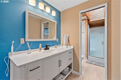 128 NE 12th Ave, Canby, OR 97013 - Photo 24
