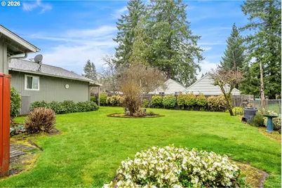 15781 NE Holladay St, Portland, OR 97230 - Photo 16