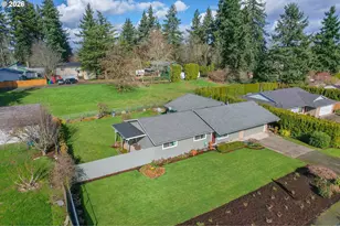 15781 NE Holladay St, Portland, OR 97230 - Photo 26