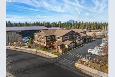 270 E Sun Ranch Dr, Sisters, OR 97759 - Photo 2