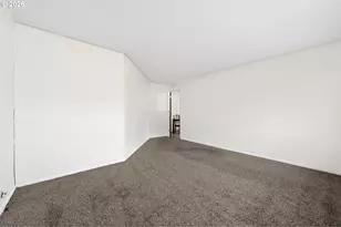 810 E 37th Ave, Eugene, OR 97405 - Photo 16