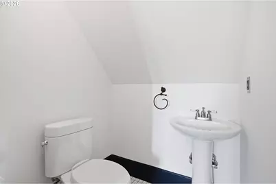 5811 NE 65th Ct, Vancouver, WA 98661 - Photo 32