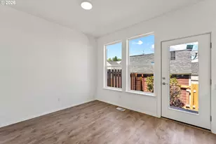 15647 NE Beech St, Portland, OR 97230 - Photo 8
