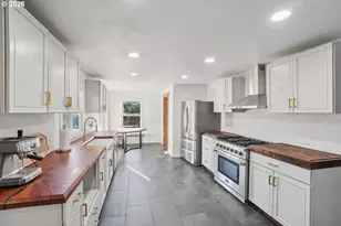 5625 SE Oetkin Rd, Milwaukie, OR 97267 - Photo 10