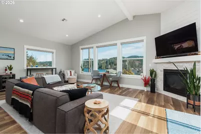 1495 NE Lake Dr, Lincoln City, OR 97367 - Photo 12