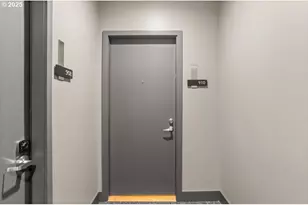 1255 NW 9th Ave, Portland, OR 97209 - Photo 4