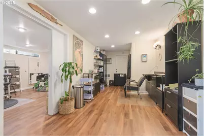 1492 Pearl St, Eugene, OR 97401 - Photo 18