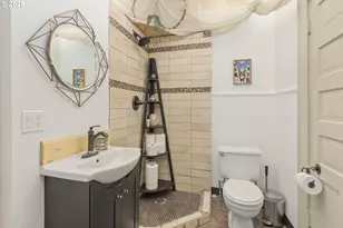 1492 Pearl St, Eugene, OR 97401 - Photo 14