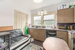 1492 Pearl St, Eugene, OR 97401 - Photo 10