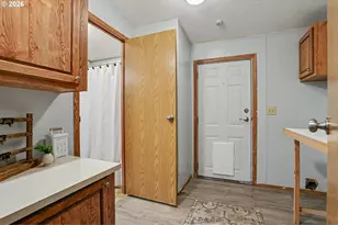 1401 W Ellendale Ave, Dallas, OR 97338 - Photo 26