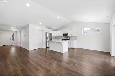 5320 Squirrel St, Springfield, OR 97478 - Photo 14