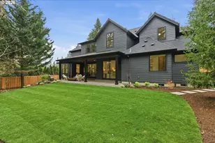 14100 Knaus Rd, Lake Oswego, OR 97034 - Photo 38