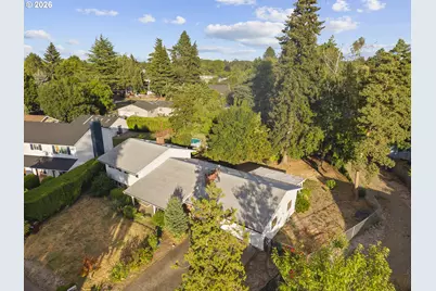 1324 NE Birchaire Ln, Hillsboro, OR 97124 - Photo 36