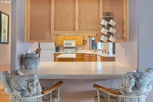 1631 E 9th St, The Dalles, OR 97058 - Photo 14
