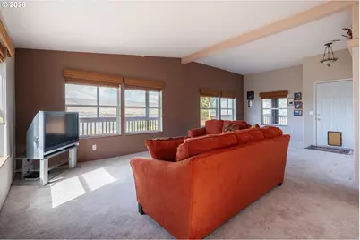 1631 E 9th St, The Dalles, OR 97058 - Photo 20