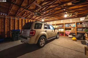 1631 E 9th St, The Dalles, OR 97058 - Photo 38