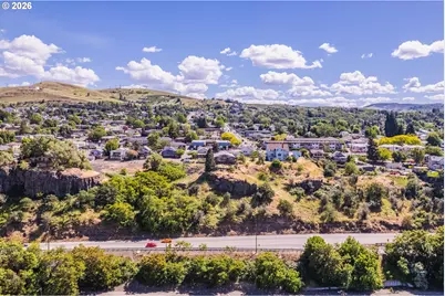 1631 E 9th St, The Dalles, OR 97058 - Photo 44