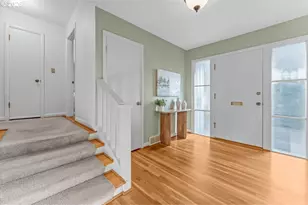 6823 SW Burlingame Ave, Portland, OR 97219 - Photo 18