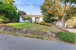 6823 SW Burlingame Ave, Portland, OR 97219 - Photo 46