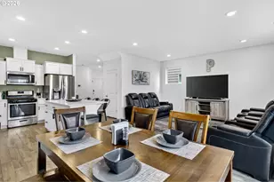 900 Ben Brown Ln, Woodburn, OR 97071 - Photo 10