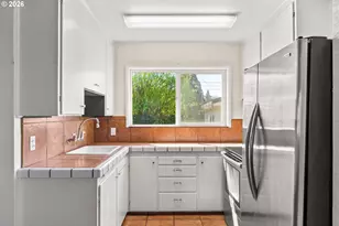 1649 G St, Springfield, OR 97477 - Photo 10